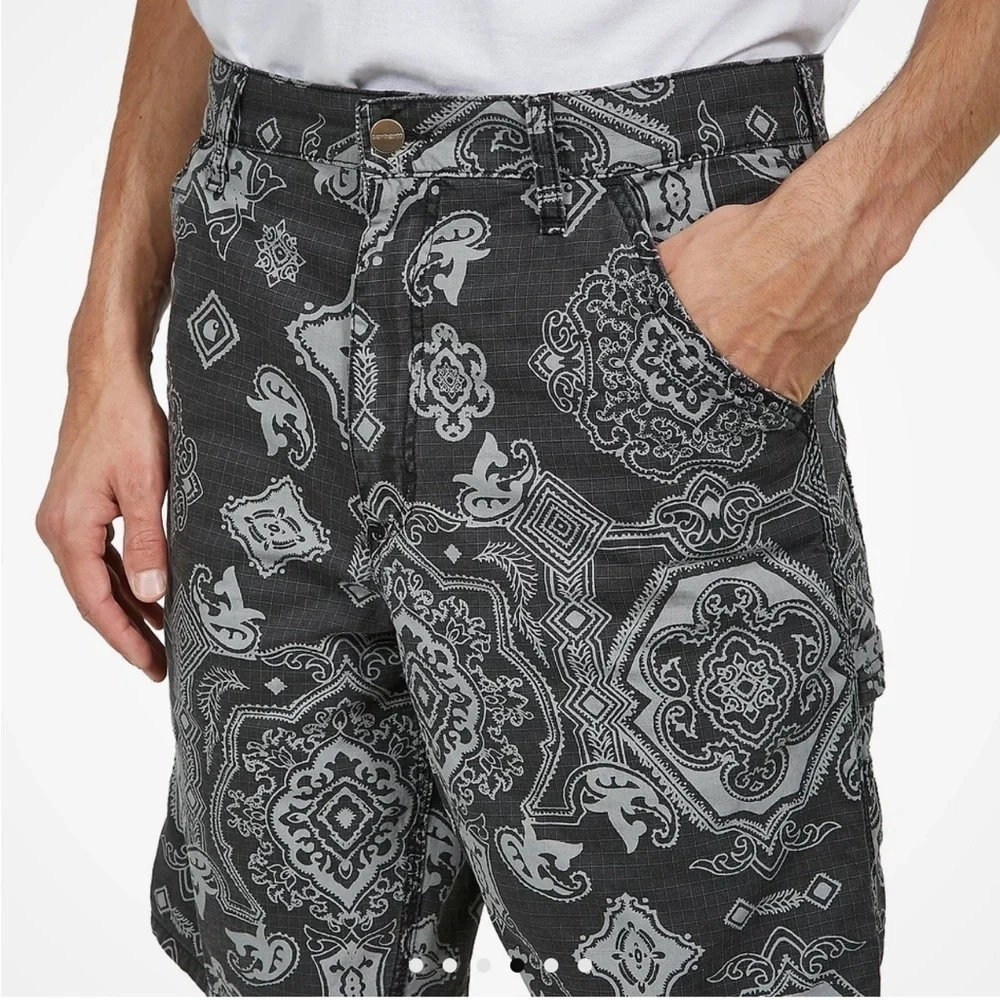 NWT Carhartt WIP Single Knee Short Columbia Ripstop Black Heavy Stone Wash